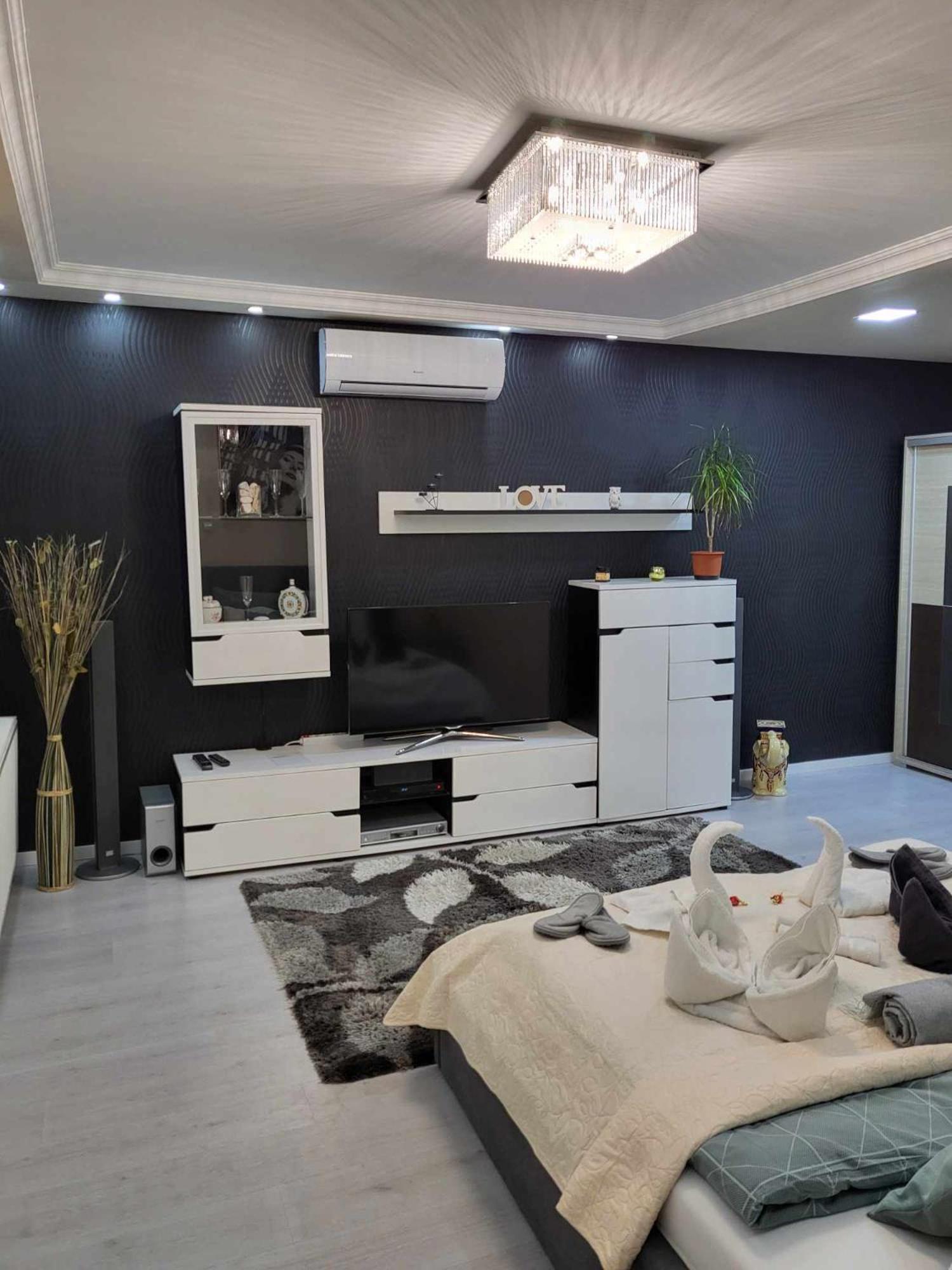 Apartment H29 Vivien Apartman *