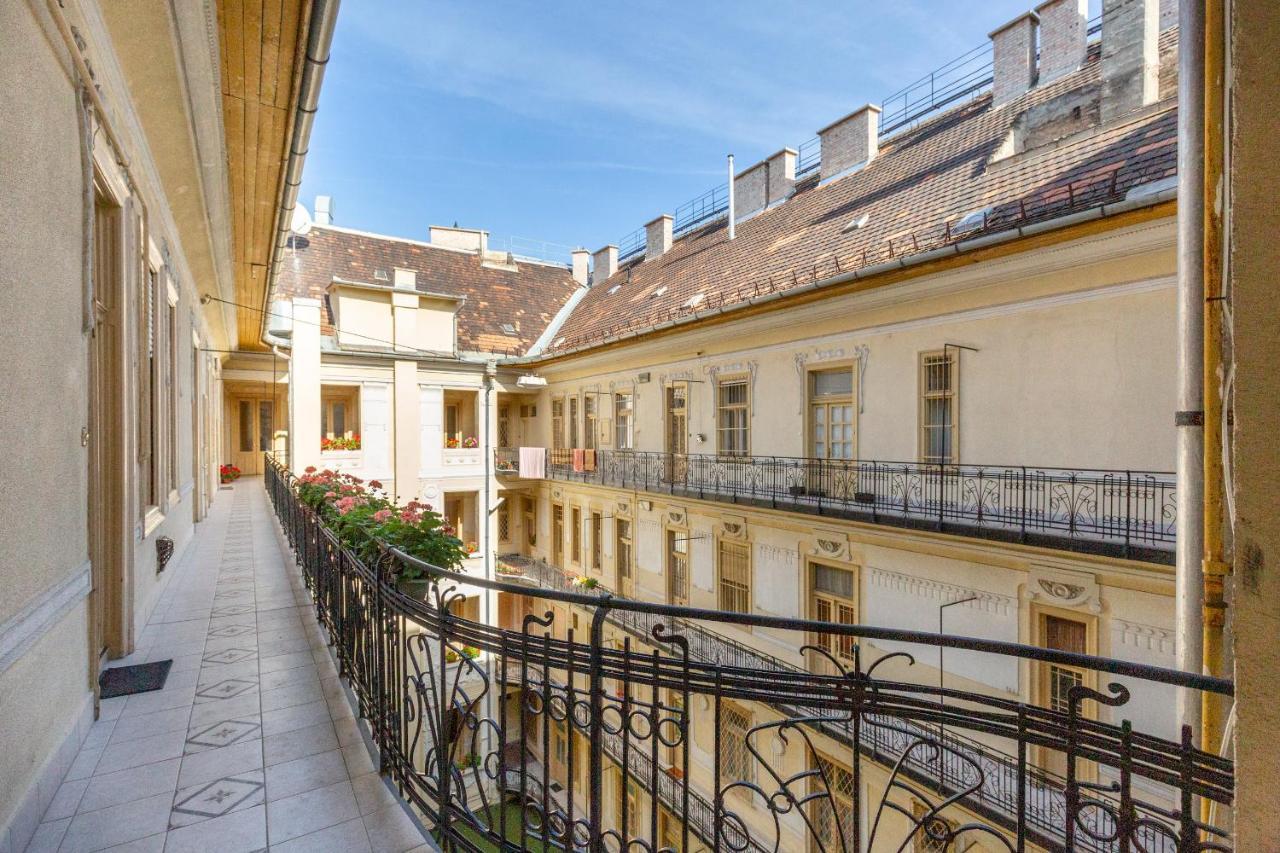Apartament H29 Vivien Apartman Budapeszt