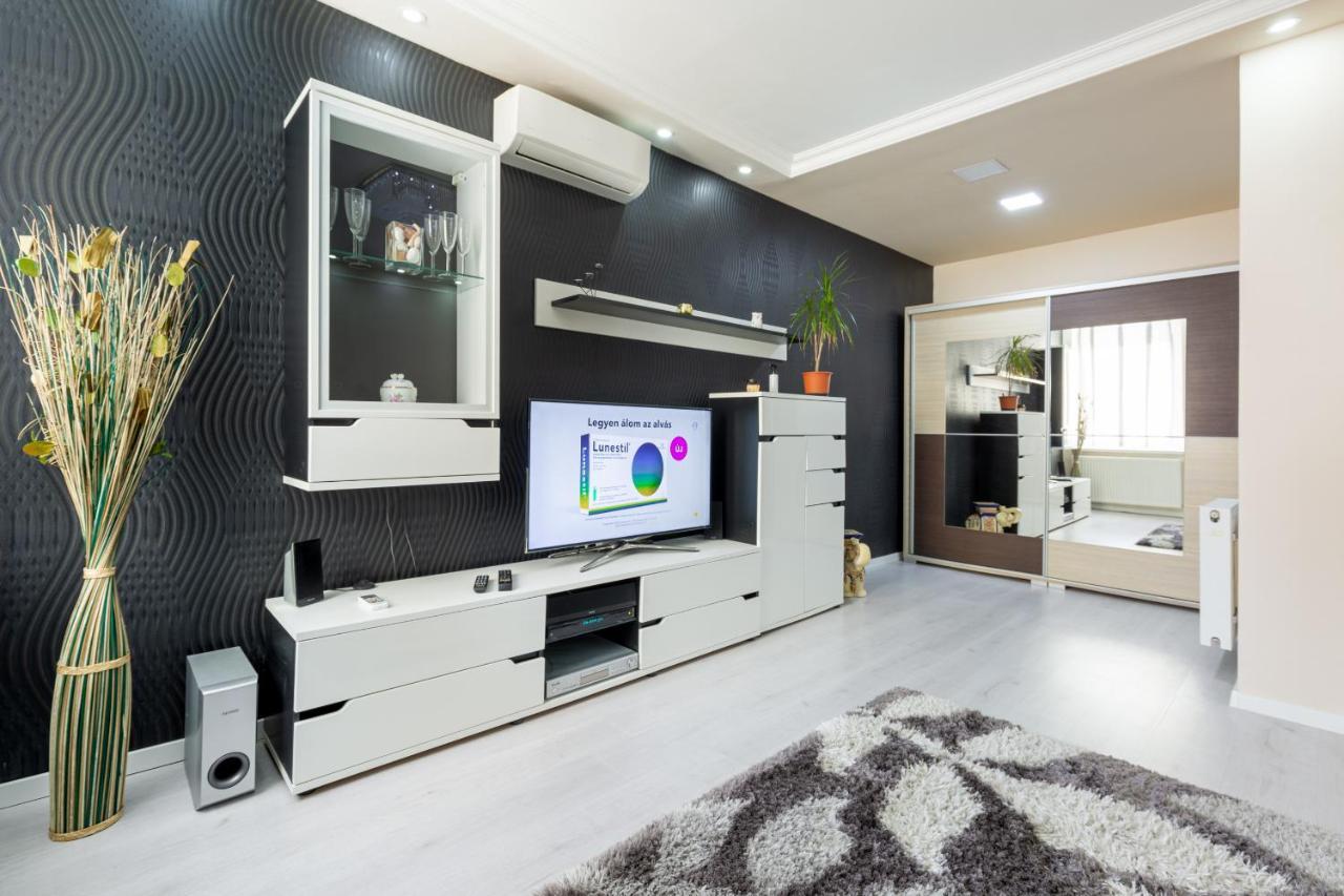 Apartamento H29 Vivien Apartman *